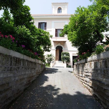 Domus Cordara - Splendido Appartamento Nel Verde Rom Exteriör bild